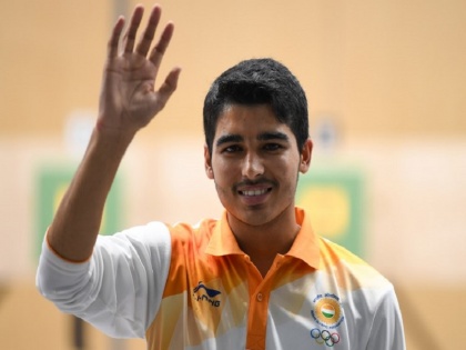 youth olympics saurabh chaudhary wins gold in 10 meter air pistol event | यूथ ओलंपिक 2018: सौरभ चौधरी ने 10 मीटर एयर पिस्टल में जीता गोल्ड मेडल