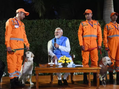 PM Narendra Modi interacts with rescue teams of NDRF involved in rescue operation in Turkeye | पीएम मोदी ने तुर्की से लौटी बचाव टीमों से मुलाकात की, कहा- दुनिया में जब भी आपदा आती है भारत पहला मददगार होता है