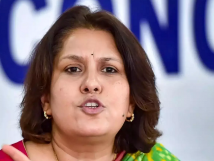 biggest kingpin of fake news is the head of BJP IT cell sais Supriya Shrinate | 'फेक न्यूज के सबसे बड़े सरगना बीजेपी आईटी सेल के हेड हैं', सुप्रिया श्रीनेत ने कहा- जो भी पूछेगा सरकार उसका दमन करेगी biggest kingpin of fake news is the head of BJP IT cell sais Supriya Shrinate | 'फेक न्यूज के सबसे बड़े सरगना बीजेपी आईटी सेल के हेड हैं', सुप्रिया श्रीनेत ने कहा- जो भी पूछेगा सरकार उसका दमन करेगी