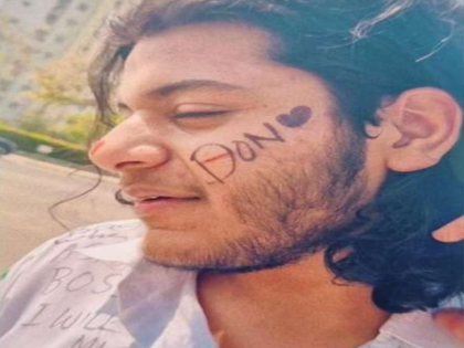 Video of beating of young man found from mobile of Atiq Ahmed's son Asad video went viral | अतीक अहमद के बेटे असद के मोबाइल से मिला युवक की पिटाई का वीडियो, खौफनाक वीडियो हुआ वायरल Video of beating of young man found from mobile of Atiq Ahmed's son Asad video went viral | अतीक अहमद के बेटे असद के मोबाइल से मिला युवक की पिटाई का वीडियो, खौफनाक वीडियो हुआ वायरल