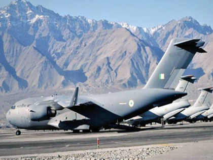 C-17 Globemaster stuck at the Leh airport Many Flights Cancelled | लेह हवाईअड्डे पर भारतीय वायु सेना का सी-17 ग्लोबमास्टर रनवे पर फंसा, रद्द करनी पड़ी कई उड़ानें
