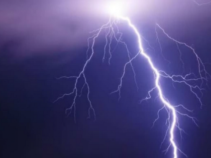 Over 37 killed in 15 days due to lightning in UP Slowness in promotion of Damini app | यूपी में आकाशीय बिजली से 15 दिनों में 37 से अधिक की गई जान! चपेट में आने से बचाने वाले दामिनी एप के प्रचार में सुस्ती