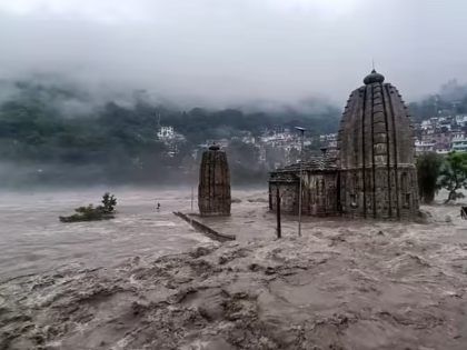 Himachal Pradesh CM Sukhwinder Singh Sukhu says We have rescued around 50,000 tourists | जलप्रलय के बीच हिमाचल में अब भी फंसे हैं 20 हजार पर्यटक, 50 हजार को निकाला जा चुका है, सीएम सुखविंदर सिंह ने दी जानकारी