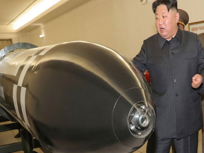 Kim Jong-un again raised the war cry, directed to increase missile production capacity | किम जोंग-उन ने फिर भरी युद्ध की हुंकार, मिसाइल उत्पादन क्षमता को बढ़ाने का निर्देश दिया