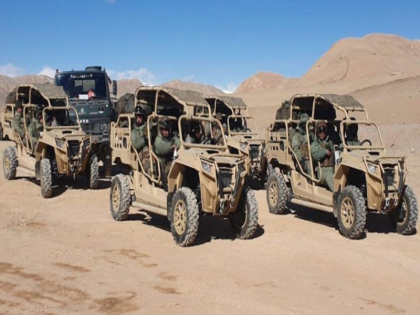 Light specialist vehicles capable of running on all types of roads received by the Indian Army | भारतीय सेना को मिले हर तरह के रास्तों पर चलने वाले लाइट स्पेशलिस्ट वाहन, चीन सीमा पर तैनात किया जाएगा
