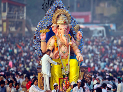 Ganesh Chaturthi 2023 Vastu rules while installing the idol of Ganpati | Ganesh Chaturthi 2023: गणपति की मूर्ति स्थापित करते समय रखें इन वास्तु नियमों का ध्यान, मिलेंगे कई गुना ज्यादा लाभ Ganesh Chaturthi 2023 Vastu rules while installing the idol of Ganpati | Ganesh Chaturthi 2023: गणपति की मूर्ति स्थापित करते समय रखें इन वास्तु नियमों का ध्यान, मिलेंगे कई गुना ज्यादा लाभ