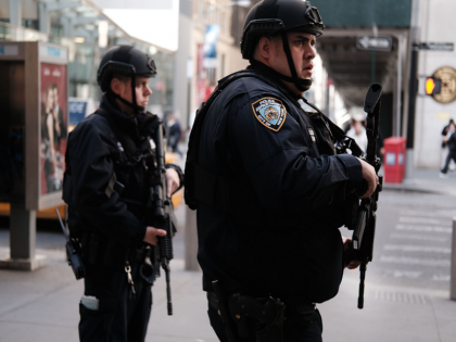 Israel-Hamas War Security increased in American cities President Joe Biden called Hamas worse than Al Qaeda | Israel-Hamas War: अमेरिकी शहरों में बढ़ायी गयी सुरक्षा, राष्ट्रपति जो बाइडन ने हमास को अलकायदा से भी बदतर कहा Israel-Hamas War Security increased in American cities President Joe Biden called Hamas worse than Al Qaeda | Israel-Hamas War: अमेरिकी शहरों में बढ़ायी गयी सुरक्षा, राष्ट्रपति जो बाइडन ने हमास को अलकायदा से भी बदतर कहा