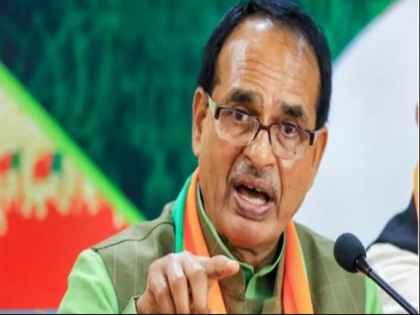 Madhya Pradesh Election 2023 either I or the dacoits would live in MP CM Shivraj Singh Chouhan | Assembly Elections 2023: 'मैंने पुलिस से कहा- प्रदेश में या तो डाकू रहेंगे या मैं रहूंगा', शिवराज सिंह चौहान ने दतिया में चुनावी सभा में कांग्रेस को घेरा