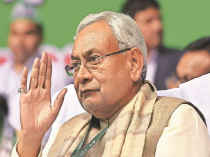 Chief minister of Bihar Nitish Kumar looks upset visiting minister's house, party office | नीतीश कुमार दिख रहे हैं परेशान, मंत्री के घर, पार्टी कार्यालय और प्रधान सचिव के घर जाकर बदल रहे हैं अपना मन Chief minister of Bihar Nitish Kumar looks upset visiting minister's house, party office | नीतीश कुमार दिख रहे हैं परेशान, मंत्री के घर, पार्टी कार्यालय और प्रधान सचिव के घर जाकर बदल रहे हैं अपना मन