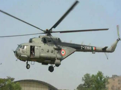 Chhattisgarh Eight helicopters made 404 flights to transport polling personnel in Bastar | आठ MI- 17 हेलीकॉप्टरों ने छह दिनों में 404 उड़ानें भरीं, बस्तर में मतदान कर्मियों की सुरक्षा ऐसे की गई सुनिश्चित