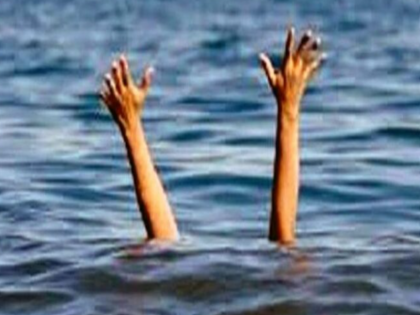 Five children died due to drowning in the pond in Kaimur district of Bihar created chaos | बिहार के कैमूर जिले में तालाब में डूबने से हुई पांच बच्चों की मौत, मचा कोहराम Five children died due to drowning in the pond in Kaimur district of Bihar created chaos | बिहार के कैमूर जिले में तालाब में डूबने से हुई पांच बच्चों की मौत, मचा कोहराम