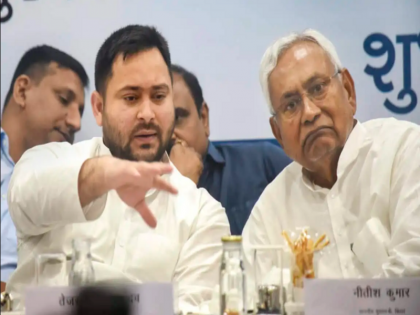 Rift in ruling mahagathbandhan in Bihar Nitish called a party meeting can take some big decision | बिहार में सत्तारूढ़ महागठबंधन में दरार! नीतीश ने बुलाई पार्टी की बैठक, ले सकते हैं कोई बड़ा निर्णय Rift in ruling mahagathbandhan in Bihar Nitish called a party meeting can take some big decision | बिहार में सत्तारूढ़ महागठबंधन में दरार! नीतीश ने बुलाई पार्टी की बैठक, ले सकते हैं कोई बड़ा निर्णय
