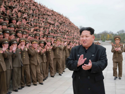 Kim Jong Un preparing for war cannon balls fired near the disputed maritime border South Korea | जंग की तैयारी कर रहे हैं किम जोंग उन, विवादित समुद्री सीमा के पास दागे तोप के गोले, दक्षिण कोरिया ने येओनपयोंग द्वीप खाली करना शुरू किया