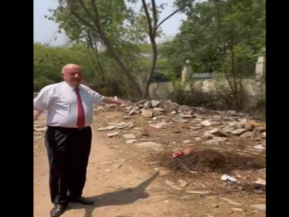 Danish ambassador appealed to remove garbage from tembassy ​​NDMC cleaned it | डेनमार्क के राजदूत ने दूतावास के पास से कूड़ा हटाने की अपील की, एनडीएमसी ने कुछ ही देर में की सफाई