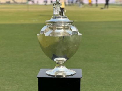 Ranji Trophy likely to be played in two parts in 2024-25 season draft proposal sent to Board's Apex Council | रणजी ट्रॉफी 2024-25 सत्र में दो हिस्सों में खेले जाने की संभावना, मसौदा प्रस्ताव बोर्ड की शीर्ष परिषद को भेजा गया