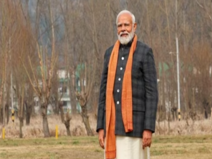 yoga day Security arrangements tight police and army alert for Prime Minister Narendra Modi's two-day visit to Kashmir | प्रधानमंत्री नरेंद्र मोदी की दो दिन की कश्मीर यात्रा के लिए सुरक्षा प्रबंध चाक चौबंद, पुलिस और सेना सतर्क yoga day Security arrangements tight police and army alert for Prime Minister Narendra Modi's two-day visit to Kashmir | प्रधानमंत्री नरेंद्र मोदी की दो दिन की कश्मीर यात्रा के लिए सुरक्षा प्रबंध चाक चौबंद, पुलिस और सेना सतर्क