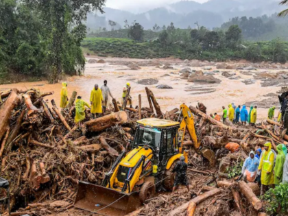 Landslides in Wayanad woman has lost 16 family members Chaliyar river itself became a river of death | Landslides in Wayanad: त्रासदी की कहानी- किसी ने परिवार के 16 लोग खोए, किसी की तय थी शादी, जीवन रेखा कही जाने वाली चलियार नदी ही बन गई मौत का दरिया
