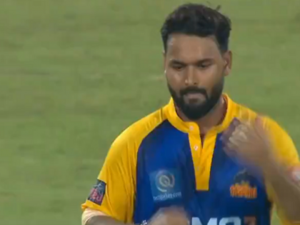 Delhi Premier League Rishabh Pant bowls Watch video Indian Cricket Team | Delhi Premier League: टीम इंडिया को मिल गया एक और बॉलर! ऋषभ पंत गेंदबाजी करते नजर आए, देखिए