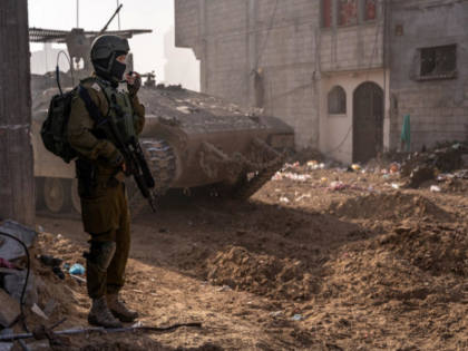 Hezbollah fired ballistic missile at Israel Mossad's hideout claims revenge for the death of Ibrahim Qubaisi | Israel vs Hezbollah: मोसाद के ठिकाने पर हिजबुल्लाह ने दागी बैलिस्टिक मिसाइल, इब्राहिम कुबैसी की मौत का बदला लेने का दावा