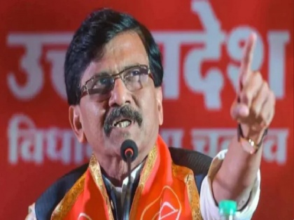 ED officials detain Shiv Sena Sanjay Raut after raid | शिवसेना सांसद संजय राउत को ईडी ने हिरासत में लिया, समर्थकों ने की रोकने की कोशिश