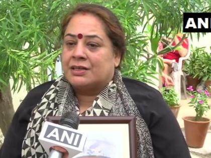 Handwara Encounter: On the martyrdom of her husband, Colonel Ashutosh Sharma's wife said - not only by becoming an army, but also by becoming a responsible citizen, country is served | पति के शहीद होने पर कर्नल आशुतोष शर्मा की पत्नी ने कहा- सिर्फ सेना ही बनकर नहीं, बल्कि एक जिम्मेदार नागरिक बनकर भी देश सेवा होती है