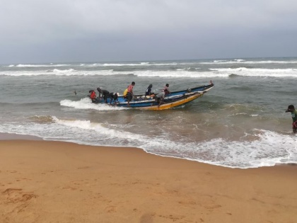 Crisis arising out of shrinking sea line in india | ब्लॉग: क्या देश के तटीय राज्य खतरे की चपेट में! सिकुड़ती समुद्री तट रेखा से पैदा हो रहा संकट