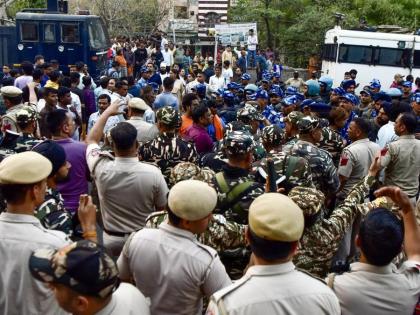 Seelampur murder Lady don arrested bouncer for jailed gangster Hashim Baba's wife 3 detained fatal stabbing teen in Delhi | Seelampur murder: 17 वर्षीय लड़के की चाकू घोंपकर हत्या?, जेल में बंद गैंगस्टर हाशिम बाबा की पत्नी के लिए बाउंसर के रूप में काम कर रही ‘लेडी डॉन’ जिकरा अरेस्ट, अपडेट