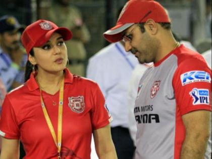 IPL 2018: Preity Zinta lashes out at Virender Sehwag after Kings XI Punjab defeat: Reports | IPL 2018: पंजाब की हार के बाद सहवाग पर भड़कीं प्रीति जिंटा, टीम से नाता तोड़ेंगे वीरू!