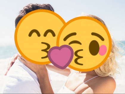 emojis benefits in Chat emoji conversation increase chance of date and having sex with girlfriend | अगर करते हैं चैटिंग में इमोजी का इस्तेमाल तो बढ़ जाते हैं डेटिंग और सेक्स के चांस, रिसर्च में खुलासा