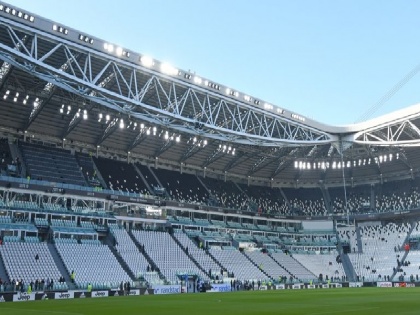 In Italy, time running out for Serie A Football tournament return amid coronavirus outbreak | फुटबॉल: कोरोना संकट से इटली में सिरी ए चैंपियनशिप की वापसी की संभावनाएं पड़ीं धूमिल