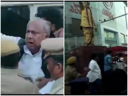 Congress leader V Hanumantha Rao and Harsha Kumar in police custody set up a statue of BR Ambedkar telangana punjagutta hyderabad | भीमराव अंबेडकर की मूर्ति लगाने के आरोप में कांग्रेस के दो नेता पुलिस हिरासत में