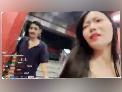 Indian man molests Korean woman during live streaming in Hong Kong demand for action raised after video goes viral | हांगकांग में लाइव स्ट्रीमिंग के दौरान भारतीय शख्स ने कोरियाई महिला के साथ की छेड़छाड़, वीडियो वायरल होने पर उठी कार्रवाई की मांग