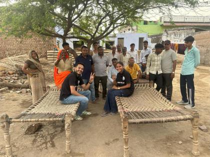 rajasthan board rbse No electricity, no coaching? Still Chanchal became topper, Bharatpur's daughter shined with 99-83 | बिजली नहीं, कोचिंग नहीं? फिर भी चंचल बनीं टॉपर, 99.83% के साथ चमकीं भरतपुर की बेटी