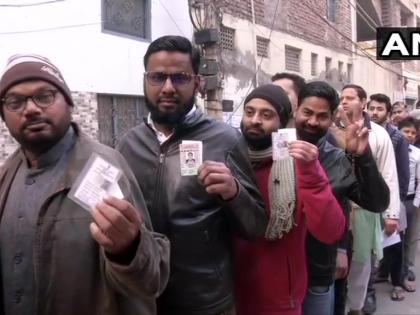 Delhi Election voting start Elderly voters above 80 years of age will be able to vote from home, know the process of voting | दिल्ली चुनाव: मतदान केंद्र पर वोटिंग शुरू, 80 साल से ज्यादा उम्र के बुजुर्ग मतदाता घर से दे सकेंगे वोट, जानें मतदान करने की प्रक्रिया Delhi Election voting start Elderly voters above 80 years of age will be able to vote from home, know the process of voting | दिल्ली चुनाव: मतदान केंद्र पर वोटिंग शुरू, 80 साल से ज्यादा उम्र के बुजुर्ग मतदाता घर से दे सकेंगे वोट, जानें मतदान करने की प्रक्रिया
