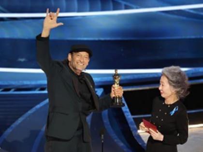 Oscar 2022 this is the youngest and oldest artist to win an Oscar Troy Kotsar becomes the first deaf male actor to win | ये हैं ऑस्कर अवॉर्ड जीतने वाले सबसे कम और सबसे उम्रदराज कलाकार, ट्रॉय कोत्सुर ऑस्कर जीतनेवाले दूसरे बाधिर अभिनेता बने