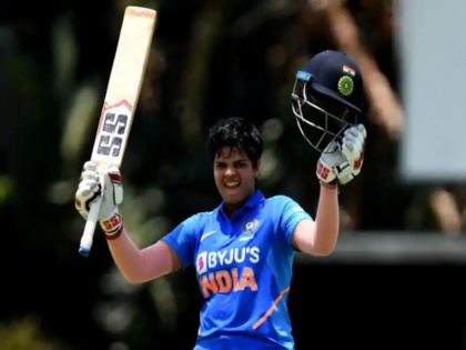Shafali Verma hit 60 run just 30 ball help India Women won by 9 wkts against South Africa Women | 17 साल की शेफाली ने खेली धमाकेदार पारी, 12 गेंदों में 58 रन जड़ भारत को 11वें ओवर में ही दिला दी जीत