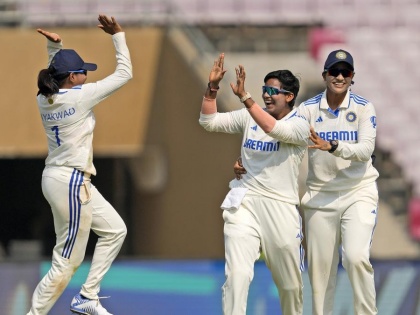 IND vs ENG Score, Women’s Test Day 2 India scored 428 runs, England team all out 136 Team India did not follow on lead 312 runs, Deepti took 5 wickets | IND vs ENG Score, Women’s Test Day 2: भारत ने बनाए 428 रन, इंग्लैंड की टीम 136 पर ALLOUT, टीम इंडिया ने नहीं दिया फॉलोऑन, 312 रन की बढ़त, दीप्ति ने झटके 5 विकेट