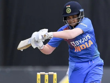 Team management has given Shafali Verma licence to play fearless cricket, says Shikha Pandey | Women's T20 World Cup: शेफाली वर्मा ने ताबड़तोड़ जड़े 4 छक्के, शिखा पाण्डेय ने बताया क्या है बेखौफ बल्लेबाजी का राज