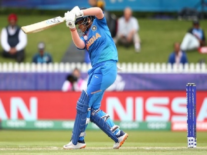 ICC Womens T20 World Cup: India Women vs New Zealand Women, Shafali Verma shines with bat in 3rd consecutive match | INDW vs NZW: फिर चला 16 साल की शेफाली वर्मा का बल्ला, वीमेंस टी20 वर्ल्ड कप के लगातार तीसरे मैच में खेली तूफानी पारी
