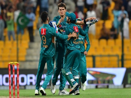 Pakistan registers their 16th t20i win of 2018 by beating New Zealand, writes new history | पाकिस्तान ने एक साल में 16वीं टी20 जीत के साथ रचा इतिहास, न्यूजीलैंड को दी 6 विकेट से मात