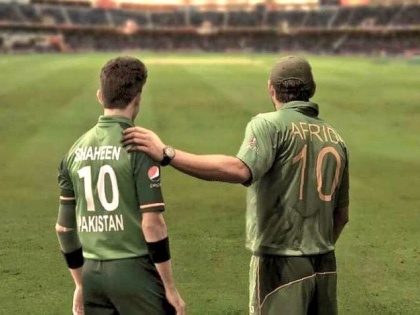 CWC 2023 AUS VS PAK Pakistan bowlers with most World Cup five-fors 2 Shahid Afridi 2 Shaheen Afridi see list | CWC 2023 AUS VS PAK: 'ससुर' और 'दामाद' इस क्लब में शामिल, विश्व कप में सर्वाधिक पांच विकेट लेने वाले पाकिस्तानी गेंदबाज, देखें
