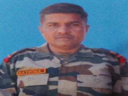 Pakistan violates ceasefire long LoC at Nowshera Sector on jawan succumbed to injuries | नए साल पर भी अपनी नापाक हरकतों से बाज नहीं आया पाकिस्तान, गोलीबारी में एक भारतीय जवान शहीद Pakistan violates ceasefire long LoC at Nowshera Sector on jawan succumbed to injuries | नए साल पर भी अपनी नापाक हरकतों से बाज नहीं आया पाकिस्तान, गोलीबारी में एक भारतीय जवान शहीद