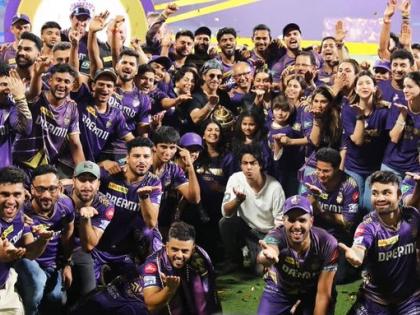 KKR IPL WINNER 2024 shahrukh khan tweeet my boys my team my champs these blessed candles of the night My Stars | KKR IPL WINNER 2024: दस साल तक इंतजार, आईपीएल खिताब जीतने वाली टीम को बधाई, शाहरुख खान लिखा- मेरे लड़के, मेरी टीम, मेरे चैम्पियंस, मेरे केकेआर के स्टार