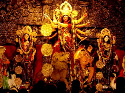 Shardiya Navratri 2023 Know the importance of nine colors of nine goddesses | Shardiya Navratri 2023: नवरात्रि के नौ दिन इन रंगों के कपड़े पहनकर करें पूजा, माता की सीधी कृपा से मिलेगा मनचाहा फल