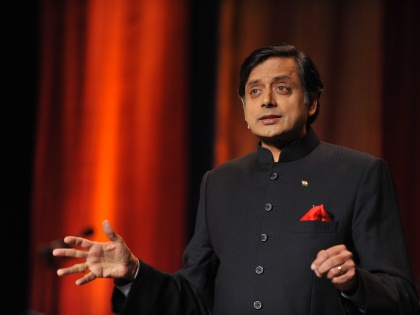 Shashi Tharoor supports for World Cup match with Pakistan, says forfeiting match worse than surrender | World Cup में पाक से मैच खेलने को लेकर शशि थरूर का ट्वीट, कहा- पाकिस्तान से न खेलना सरेंडर से भी खराब