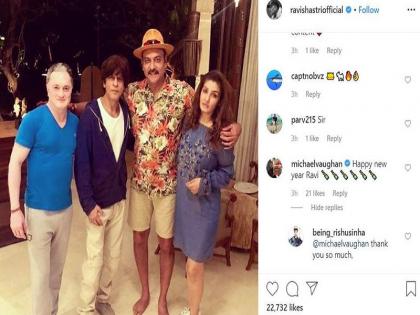 माइकल वॉन ने शैंपेन इमोजी के साथ किया शास्त्री को न्यू इयर विश