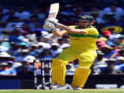 India vs Australia: Shaun Marsh scores his 7th ODI century vs India in Adelaide odi | Ind vs AUS: चमका शॉन मार्श का बल्ला, आठ पारियों में जड़ा चौथा वनडे शतक, ये रिकॉर्ड है भारत के लिए 'खतरे' की घंटी