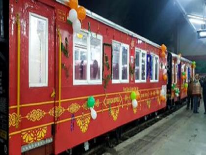 Him Darshan Express with Vistadome coaches (glass roof top) started its services today between Kalka-Shimla UNESCO World Heritage Section over Ambala Division of Northern Railway | रेल यात्रियों को गिफ्ट, देश की पहली विस्टाडोम ट्रेन शुरू, खासियत और किराया Him Darshan Express with Vistadome coaches (glass roof top) started its services today between Kalka-Shimla UNESCO World Heritage Section over Ambala Division of Northern Railway | रेल यात्रियों को गिफ्ट, देश की पहली विस्टाडोम ट्रेन शुरू, खासियत और किराया