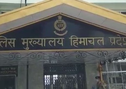 covid-19: Police Headquarters Seal of Himachal, DGP report not showing infection in them | कोविड-19: हिमाचल का पुलिस मुख्यालय सील, डीजीपी की रिपोर्ट में उनमें संक्रमण नजर नहीं आया