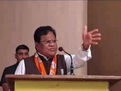 Maharashtra Cabinet meeting says Shiv Sena minister Tanaji Sawant I Sit Next To NCP Leaders In cabinet, But Vomit After Coming Out | Maharashtra Cabinet meeting: राकांपा नेताओं के बगल में बैठते हैं, लेकिन बाहर आने के बाद उल्टी आती है, शिवसेना के मंत्री तानाजी सावंत ने कहा